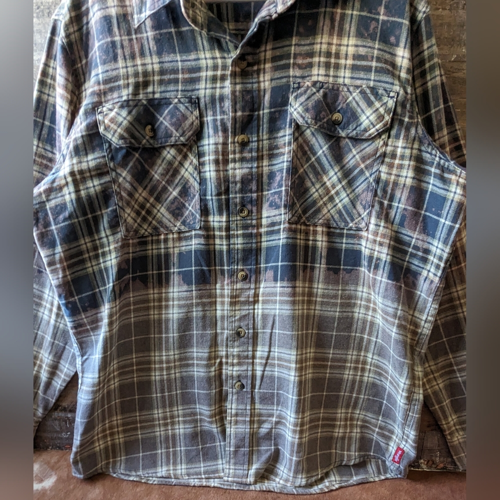 NWT Upcycled Handcrafted Dip Dyed Bleached Flannel Shirt Nashville - Picture 10 of 13